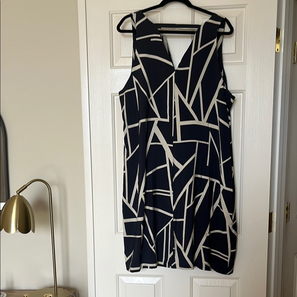 Banana Republic Black and White Midi Dress